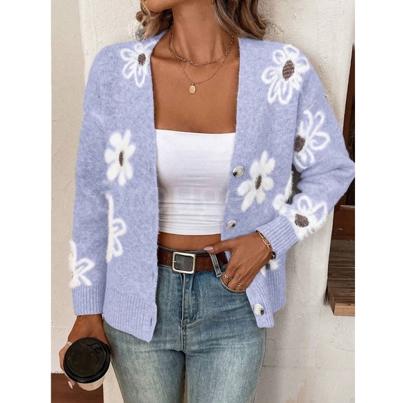 Lavender Purple Cardigan Knit Flower Textured Button Front Stretchy, Soft - Picture 3 of 7